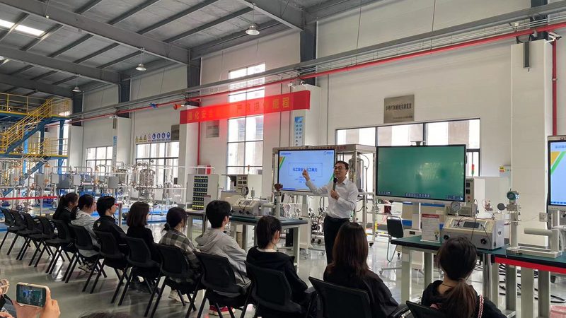 有机化工原料运输车辆清洗要点解析**